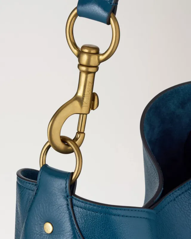 HACKNEY Shoulder Bag Out Of The Blue