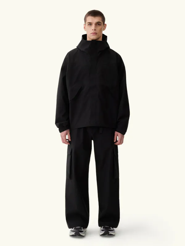 SYNES Jacket Black