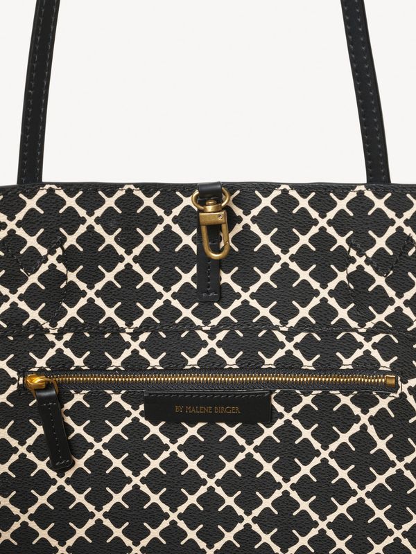 New ABIGAIL Signature Flower Black