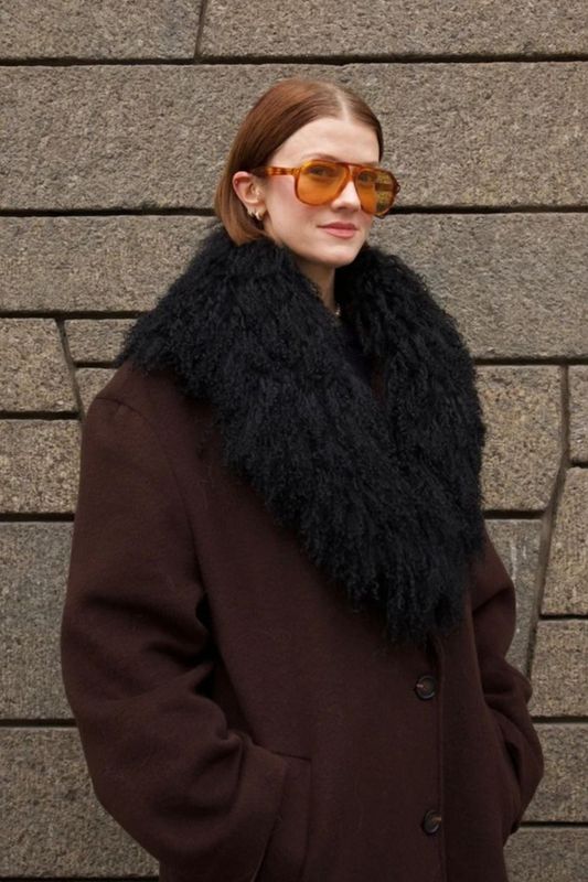 MARGARETH Tibet Lamb Collar Black
