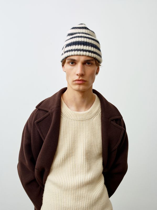 OAD Ribbed Beanie Off White | Dark Navy 