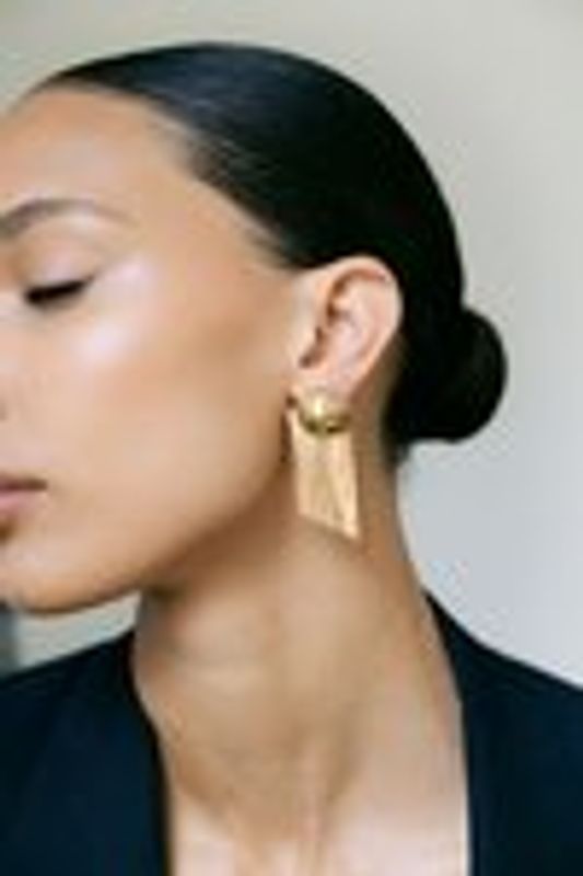 MEDUSA Studs Gold