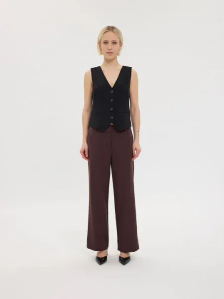 Hovedbilde DENAFV 053 Deep Garnet