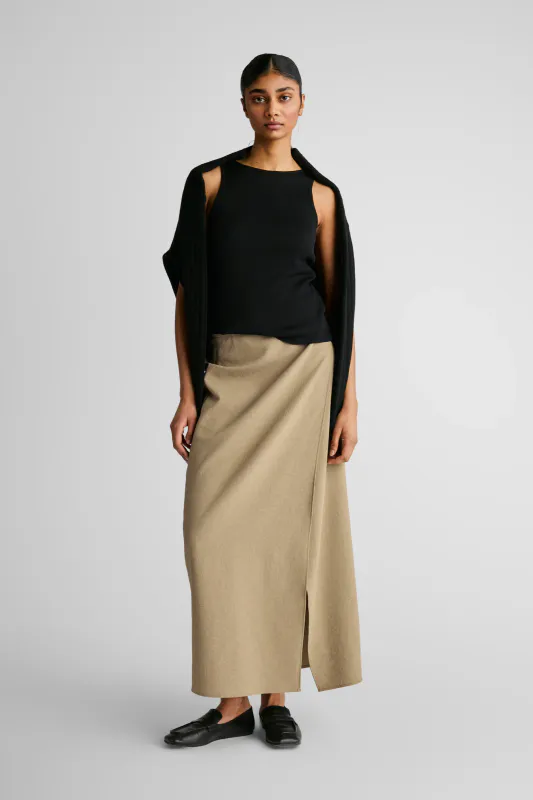 TURNIP Skirt Khaki