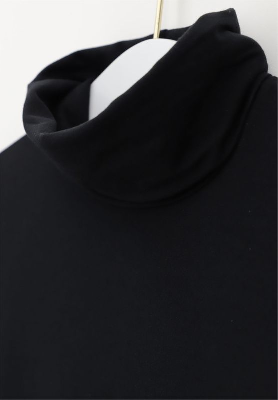 TURTLE Neck Long Black