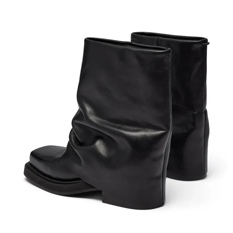 PAEdona Boot Black